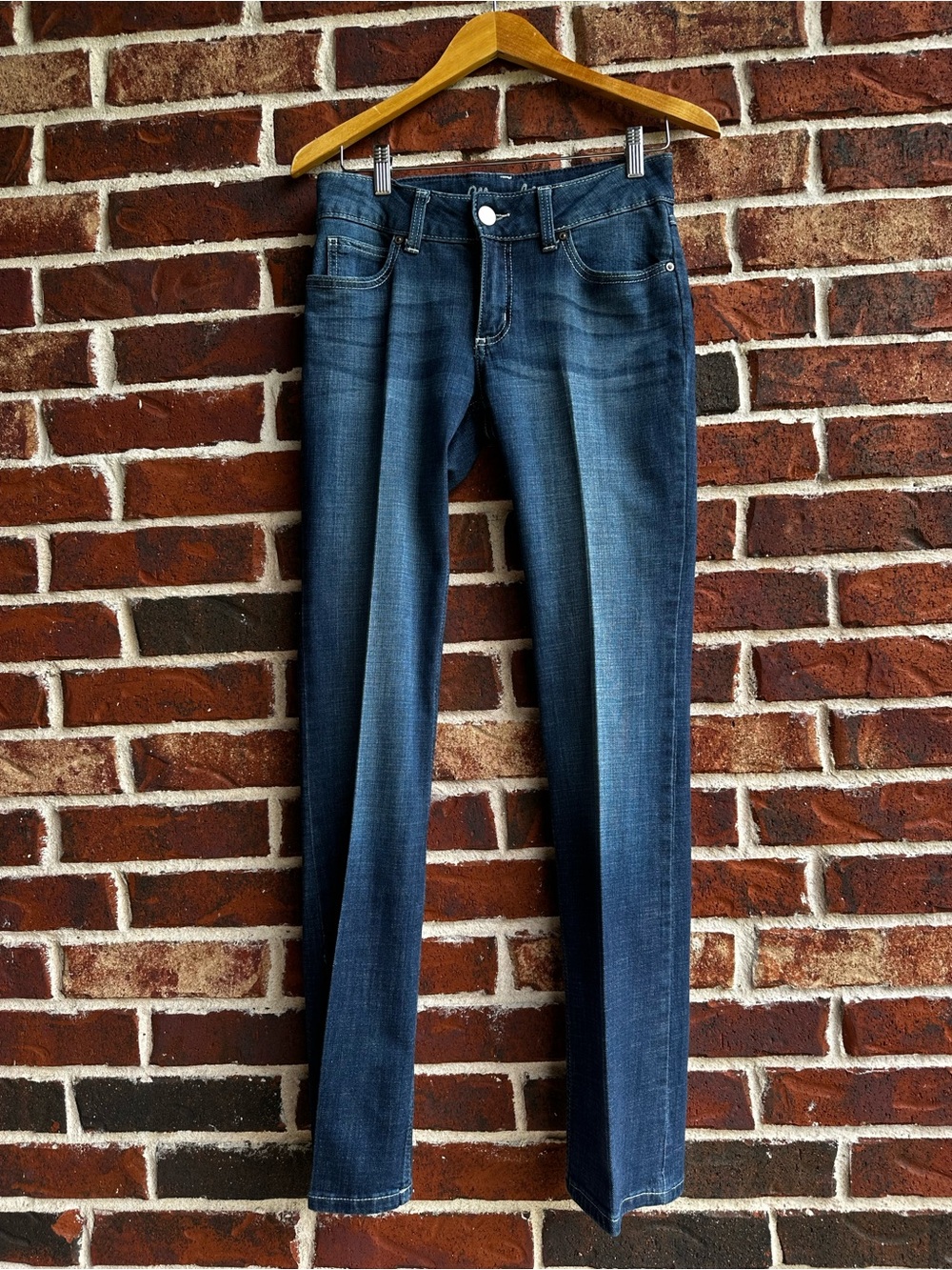 Wrangler Women's Skinny Jeans in Dark Blue Wash